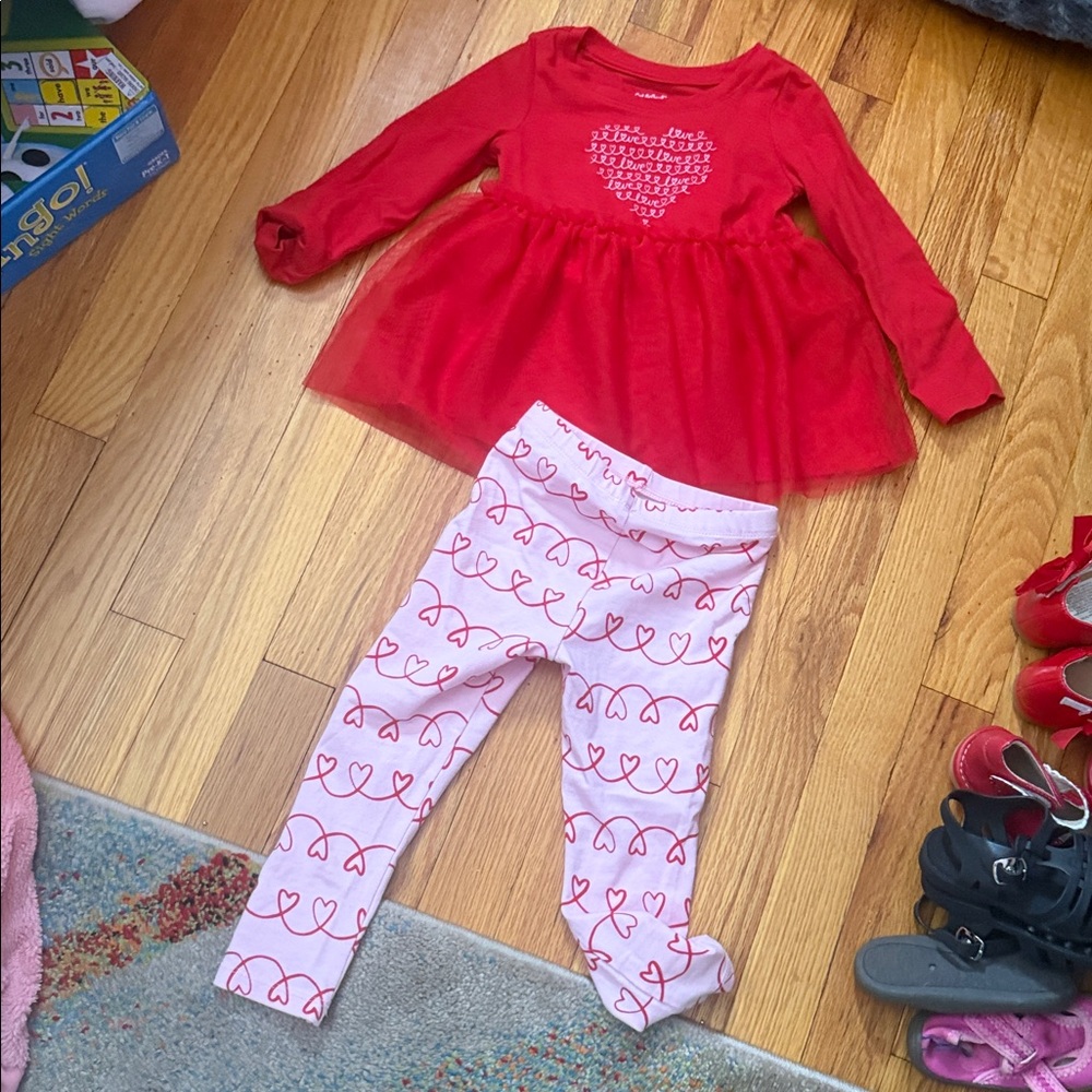 Cat & Jack Little girl Valentines Day outfit 3t/ toddler girl top and pant set